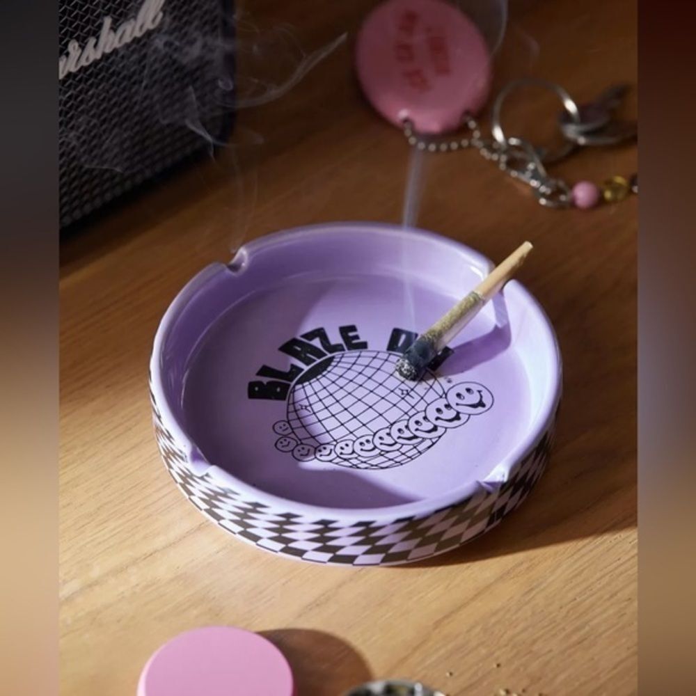 Urban Outfitters Blaze Day Disco Ball Smiley Face Retro Checkerboard Ashtray NWT